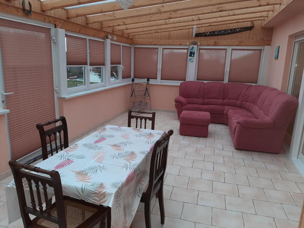 Gite Chez Lucie Guntzviller Екстериор снимка